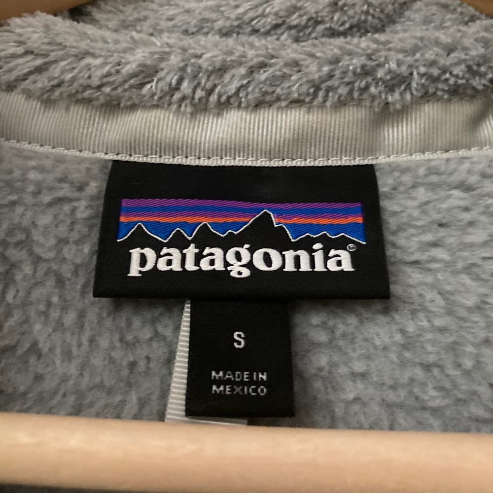 EUC Patagonia fleece with soft peach accents - Picture 5 of 5